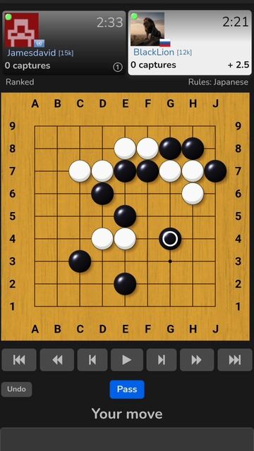 Партия в игру Го на доске 9х9