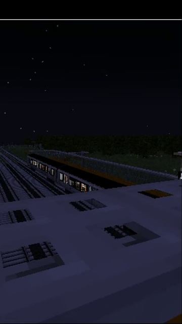 Поезд ToyburgRailways сервиса ToyburgAirlink проезжает станцию Архат