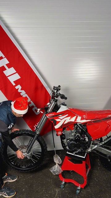 Сборка мотоцикла JHLofr LX CB300RL