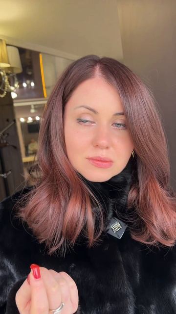 Тонирование MONO COLOR Клубничный-медный – один из актуальных оттенков этого года!