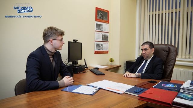 Спрашивает школьник — отвечает декан И.А.Гулиев