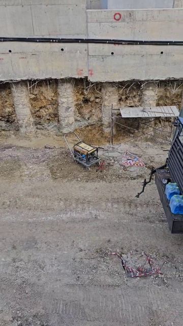 Строительство подпорных стен на Адмирала Октябрьского 20.01.2026