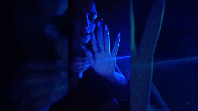 ПРАКТИКА ТАНТРИЧЕСКОГО ПОЦЕЛУЯ. 18+
УБИРАЕМ ДЕТЕЙ ОТ ЭКРАНА!!!