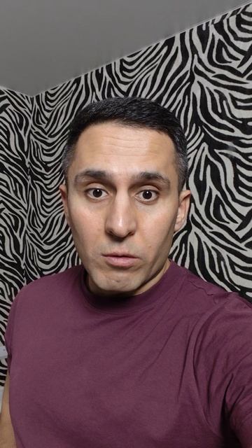 Начальник подарил моей жене шубу