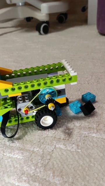 Lego самосвал