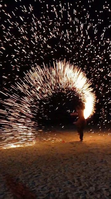 Fire Show .Krabi. Thalend