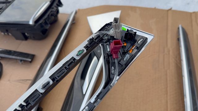 Декор салона BMW 5 G30 ( Ambient light 04UR )