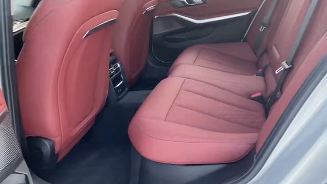 BMW 320 I 2023год