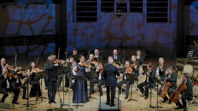 Моцарт Кончертанта. Солисты Е.Стембольский и М.Радзецкая