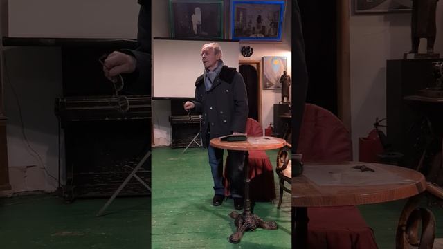 Сергей Каратов в доме Булгакова