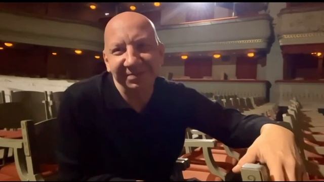 Антон Ескин приглашает на спектакль «Однажды на Урале» 27 марта 2026 года в Новосибирске