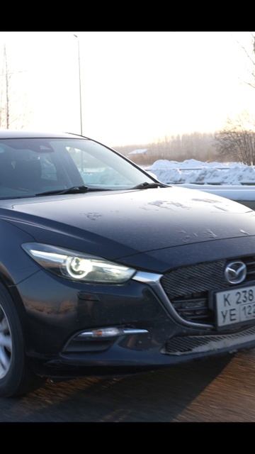 Mazda Axela 4wd из Японии