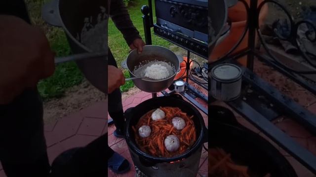 Плов Узбекский из говядины в казане.