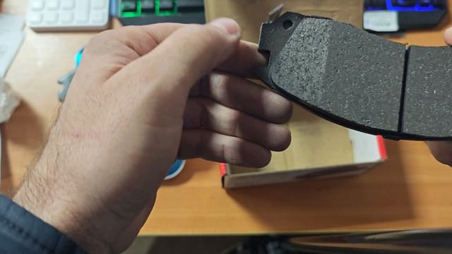 Колодки тормозные MITSUBISHI L200 OUTLANDER PAJERO 94-03 перед. Brembo P54017 TGZAP.COM