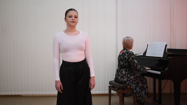 Кузьменко Алиса,  13 лет - МБУДО ДШИ 