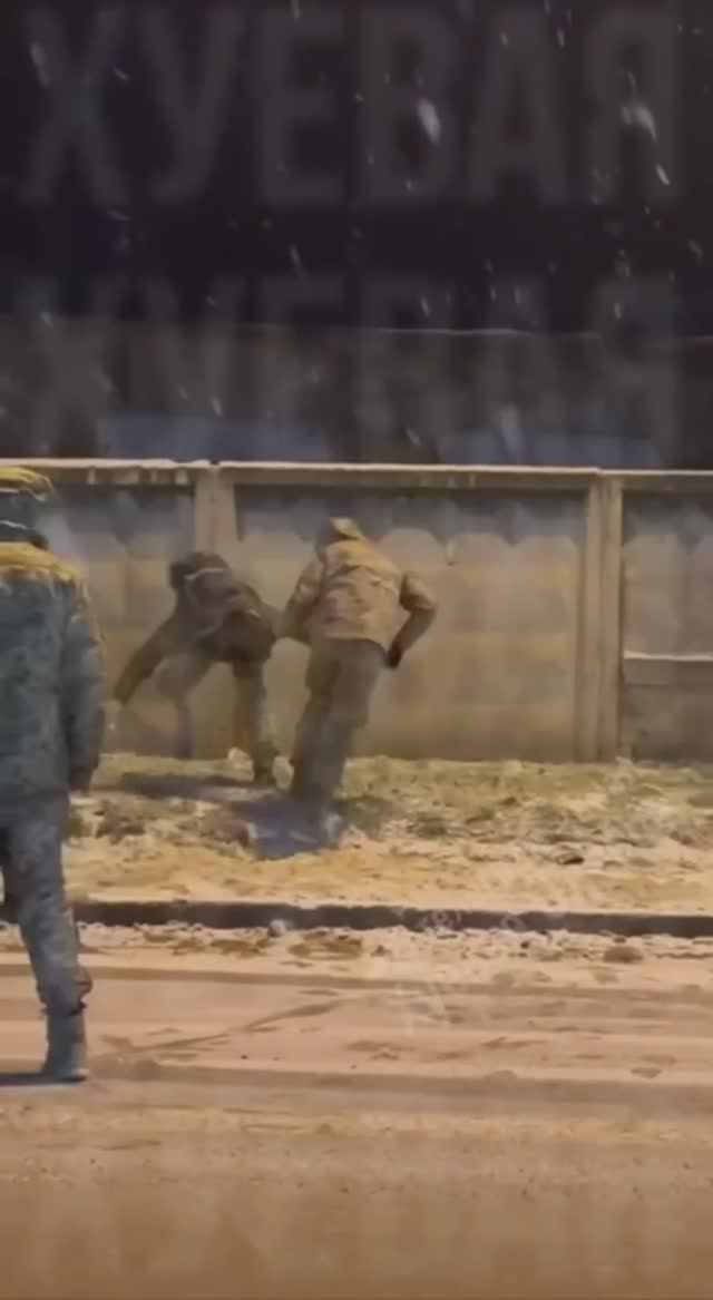 Работает ТЦК ММА