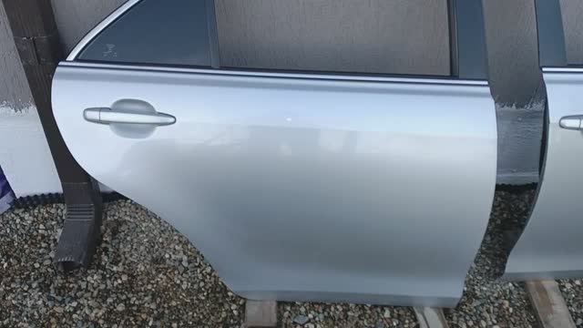 Дверь задняя  Toyota Camry XV40
