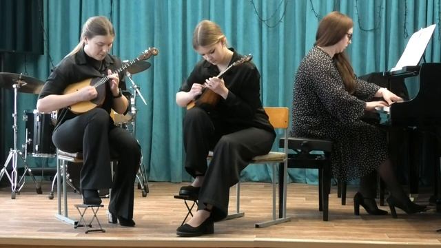 Дуэт домристов Кивачук Арина, Кивачук А.С., ДМШ №11 г.Прокопьевск