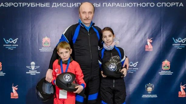 Аэротруба и победы: тренировка чемпионов — Варвара и Александр Андреевых.