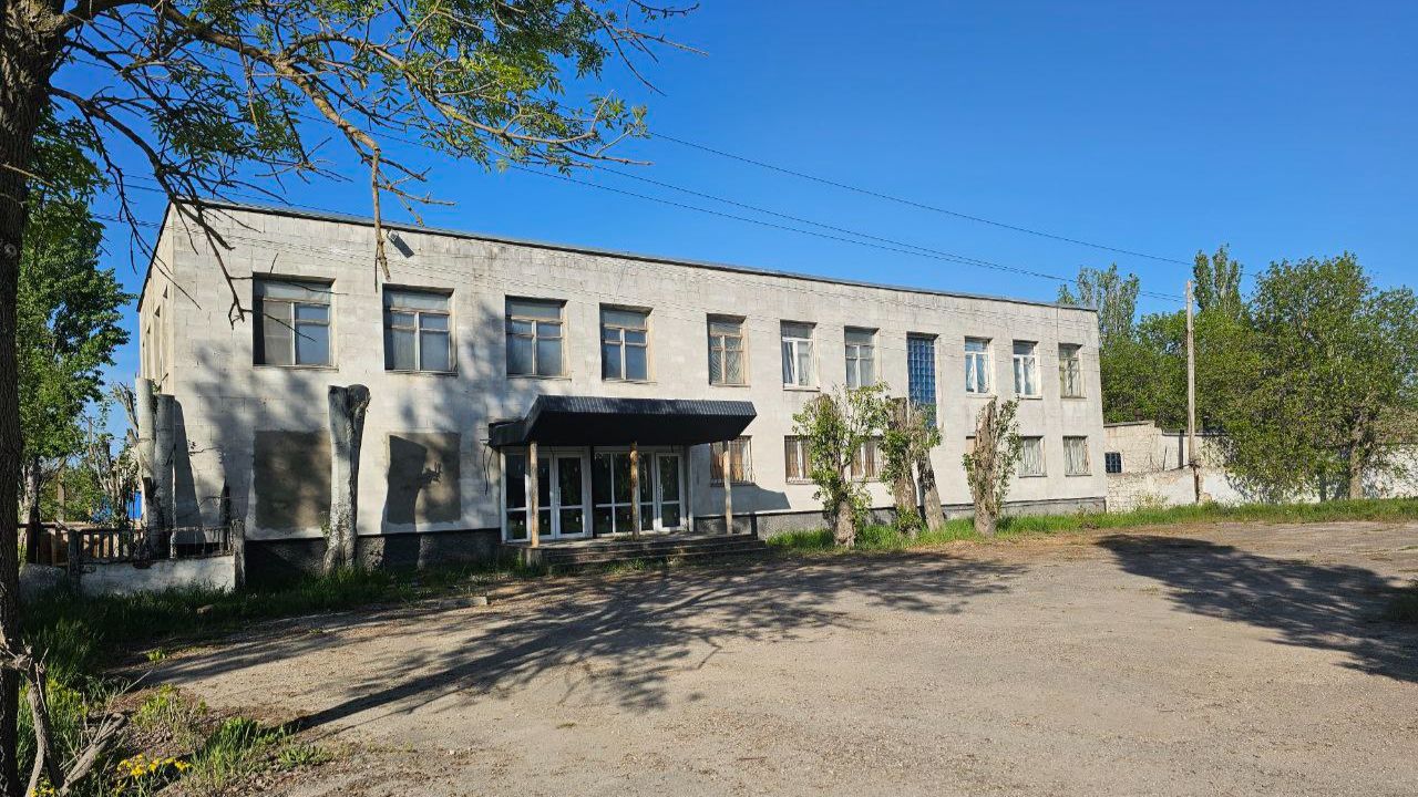 Крупный ПСК (Производственно-Складской Комплекс 2953,6 м2 с ЗУ 20252 м2) в Крыму