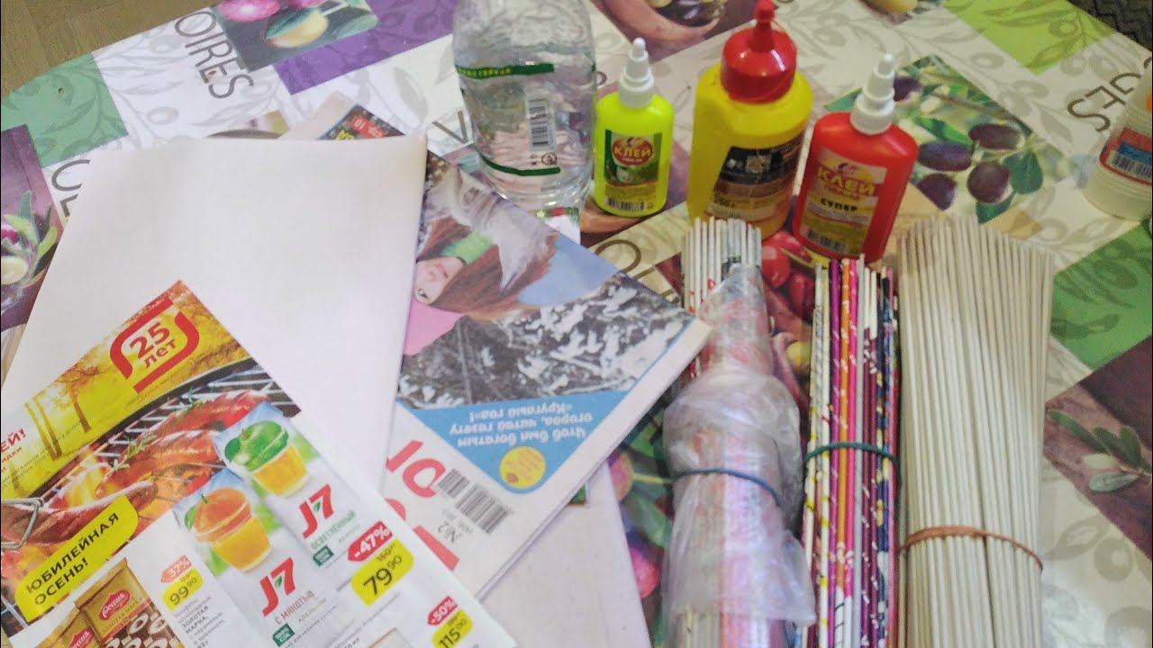 Какую бумагу, клей и спицу я использую для плетения изделий из бумажной лозы.