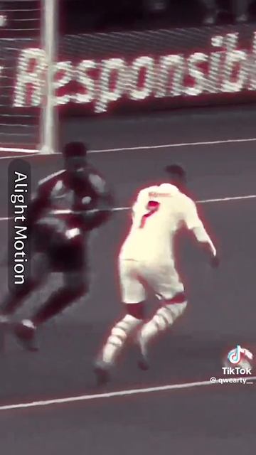 кто не знал я занимался футболом 3 года