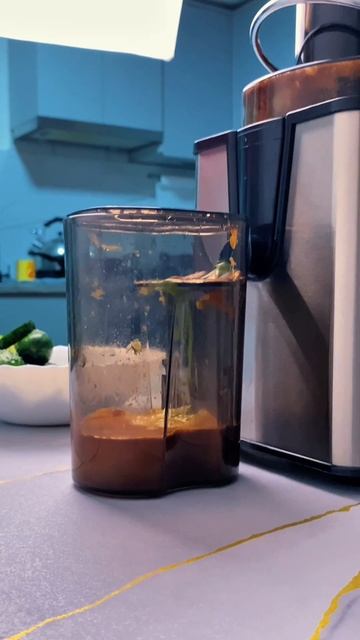 просит каждый день #соковыжималка#здоровоепитание  ВБ:  WW266300
Каспи: 146534687