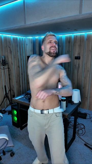 Слишком жарко! Готовим новый альбом! 🥵