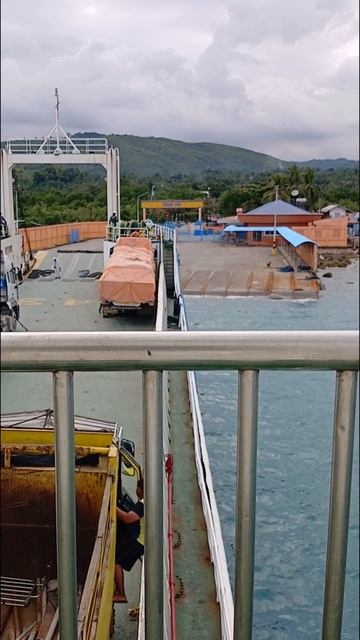 Паром на Филиппинах