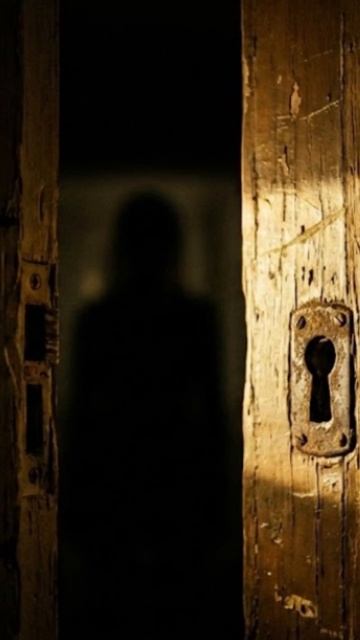 Кто там?  #horror #страшныеистории #стук #paranormal  #смерть