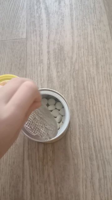 распаковка лимонных конфет😄