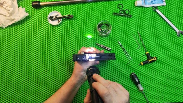 Crosman Benjamin Kratos кал.6,35 мм.. Небольшой ремонт после ремонта.