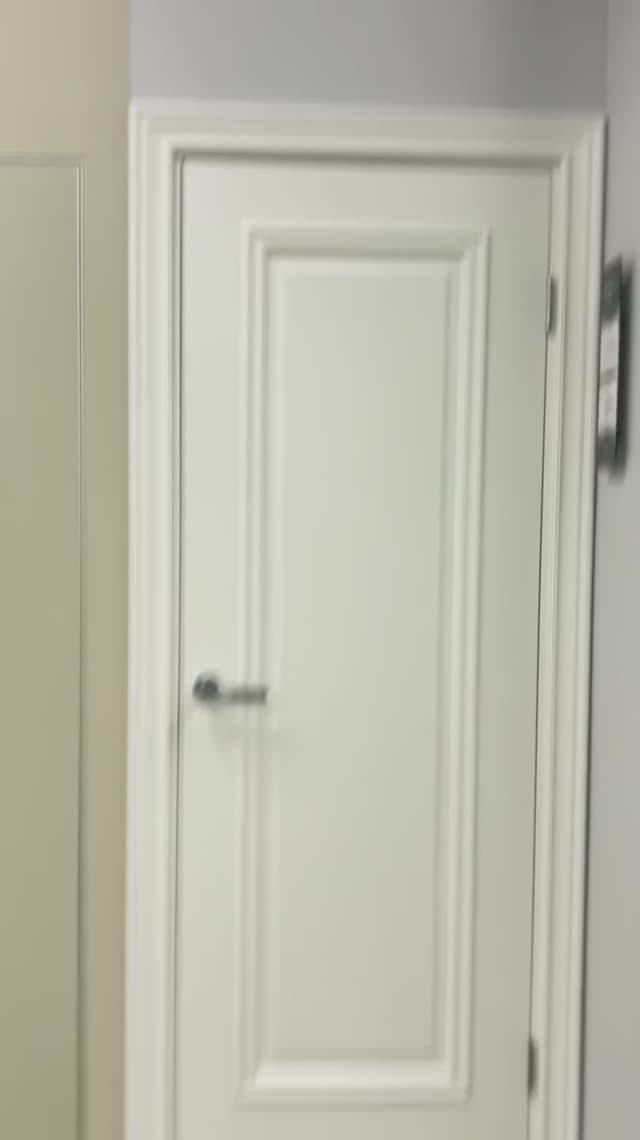 Межкомнатные двери VFD Antique 1 White Fresco экошпон. ВЛАДИМИРСКАЯ ФАБРИКА ДВЕРЕЙ.