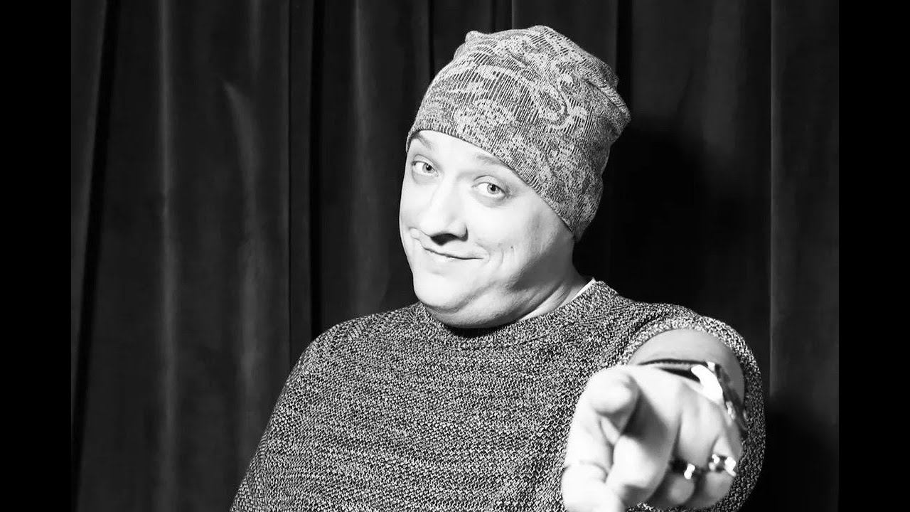 Памяти Романа Попова / Про желание стать артистом, Мухича, зажатость на сцене и семью / Мой герой.