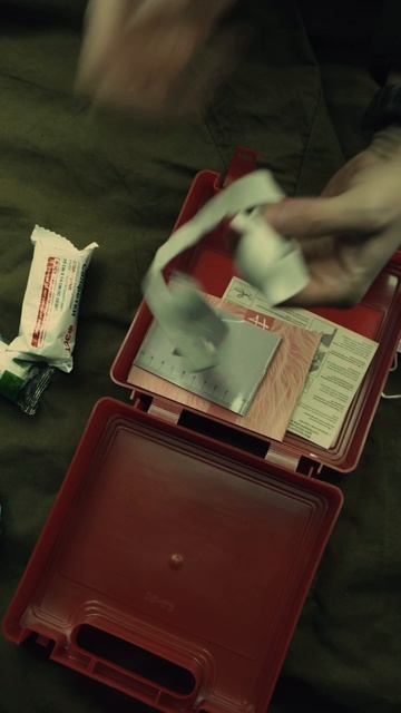 У нас была авто аптечка