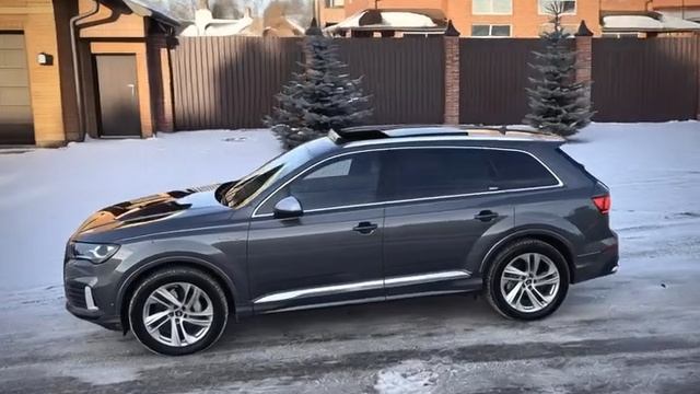 Audi Q7 обзор 1