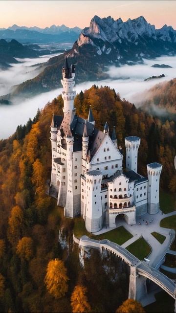 «Завораживающий замок на фоне гор» #замок #природа #пейзаж