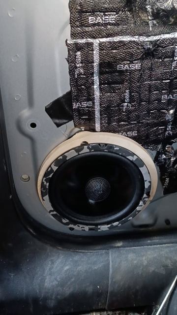 Lada Vesta SW Cross замена задних динамиков на Anaconda 165 Coax от DL Audio