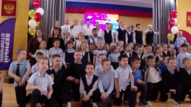 Мороженое с конвейера: как победители проекта «Верный отличник» провели день на Хладокомбинате №3