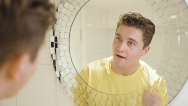 Harmonize2_U6_Curtis And Amanda's Vlog