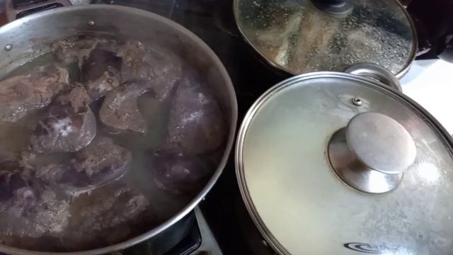 Жарю минтай, сею перцы.