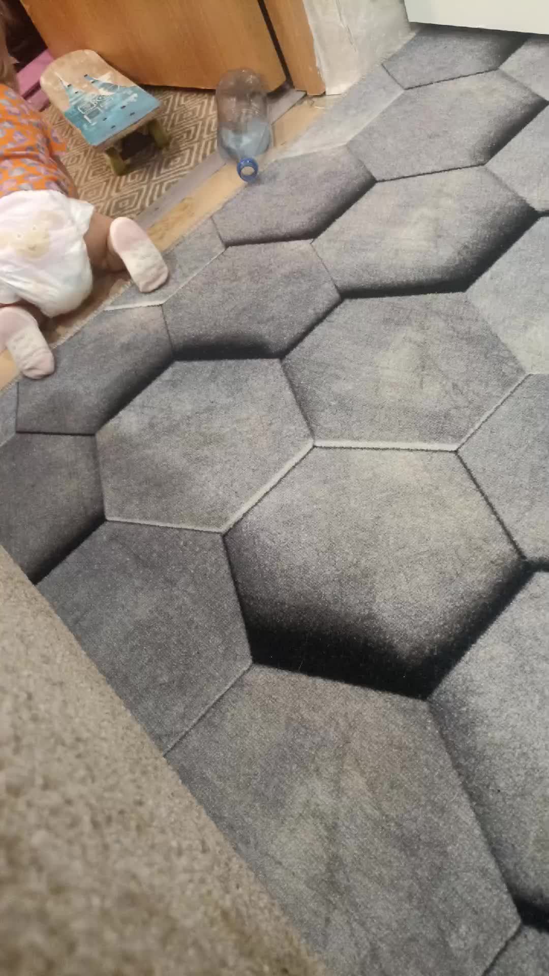 Ева в гости приехала:)