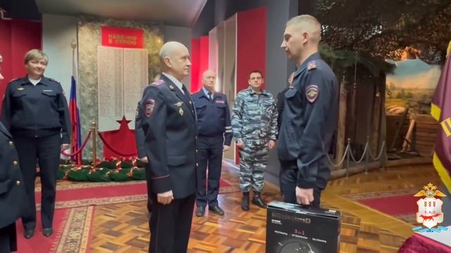 В МВД по Республике Мордовия прошли проводы на заслуженный отдых сотрудника ЭКЦ Дмитрия Бобылева