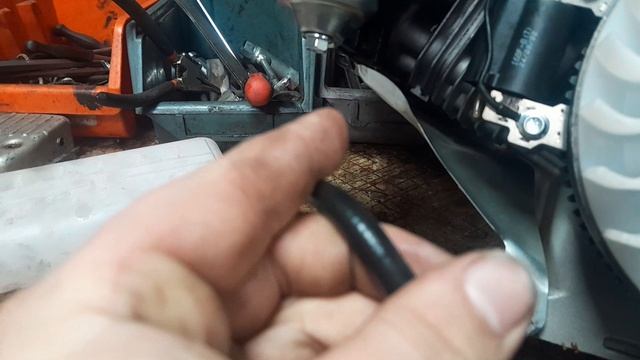 Почему снегоуборщик не заводится и плохо работает