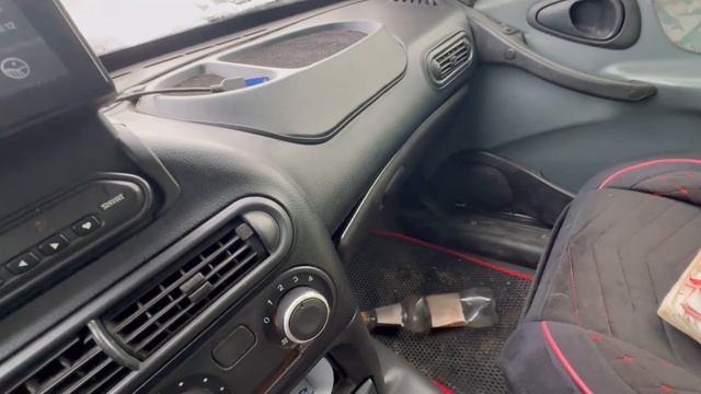 На пониженной скорости можно трогаться на второй передачи нива