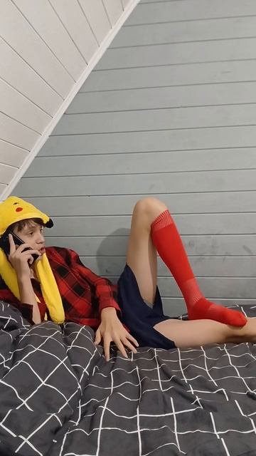 А вы как ложитесь спать? Пишите в комментах...