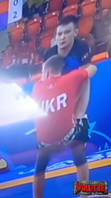 Что они делают на ринге? #спорт