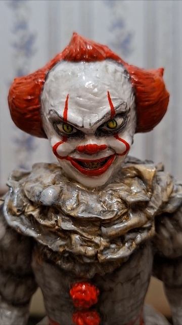 Фигурка клоуна Пеннивайза 🎈