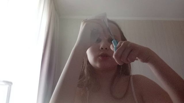 завела личный дневник и рисую там аниме чек и буду там всё время рисовать мне рублика нравится а вам