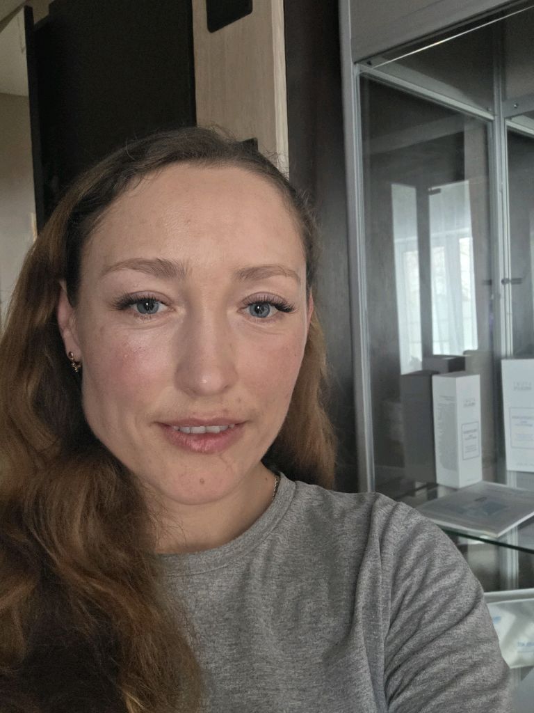 Всё отдыхают, а мы работаем